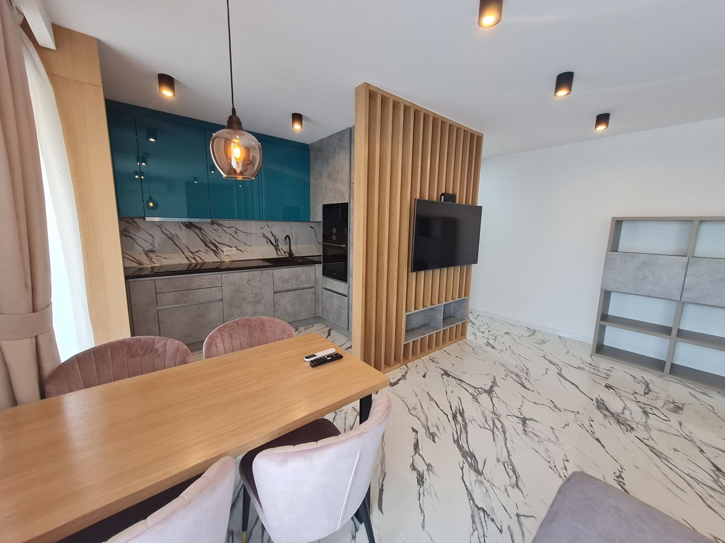 Calitate,prestanta,eleganta.. - Poză 13