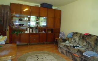 Apartament cu 4 camere, ideal pentru familie, în zona Penny. - Poză 1