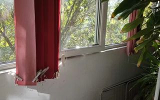 Ag EUROPA vinde gars. 34mp et. 2 zona Pantelimon - Poză 4