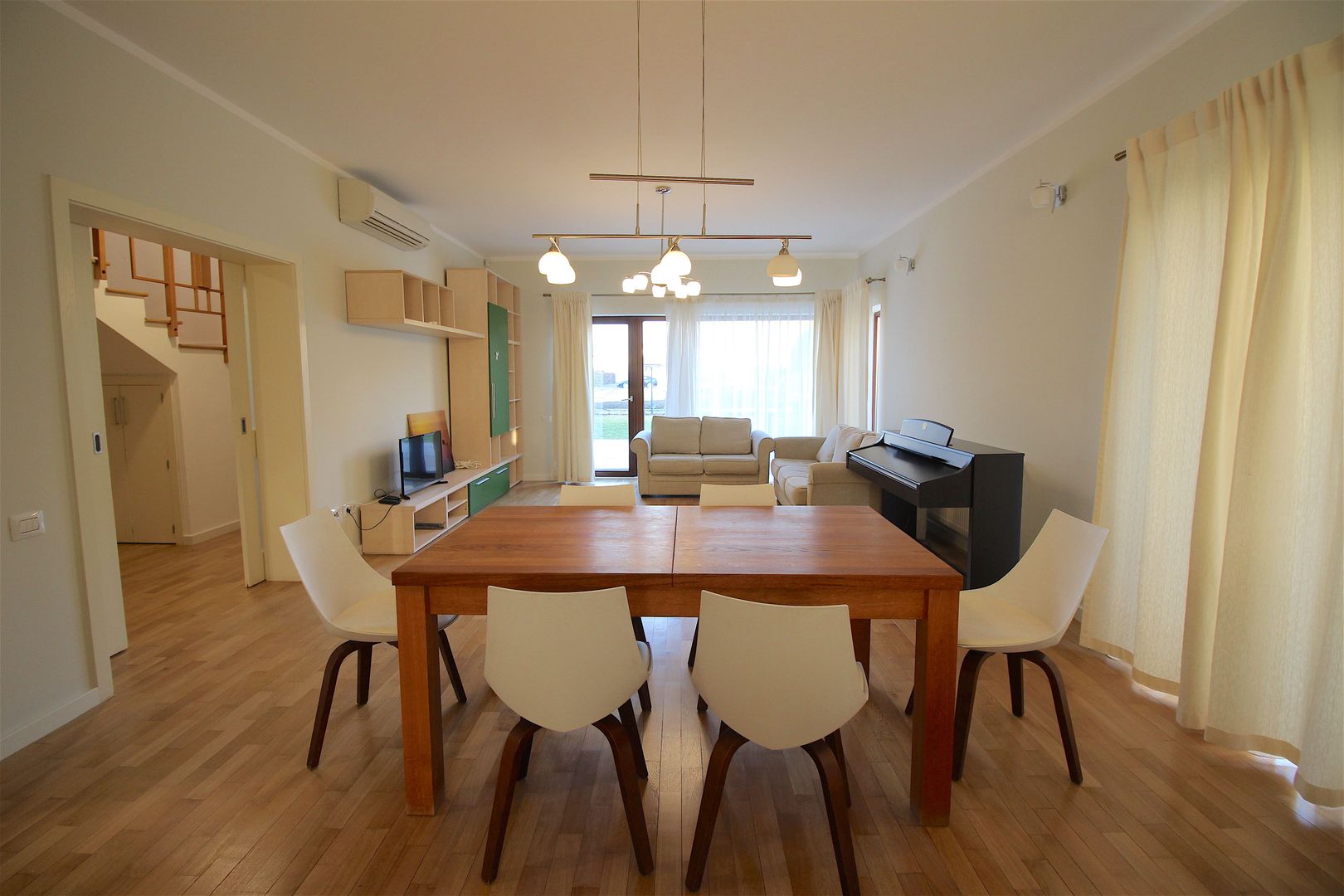 VILA DE INCHIRIAT - ZONA CALEA ARADULUI - Poză 11