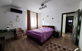 Vila cu 7 camere de vanzare in Paulesti - Poză 15