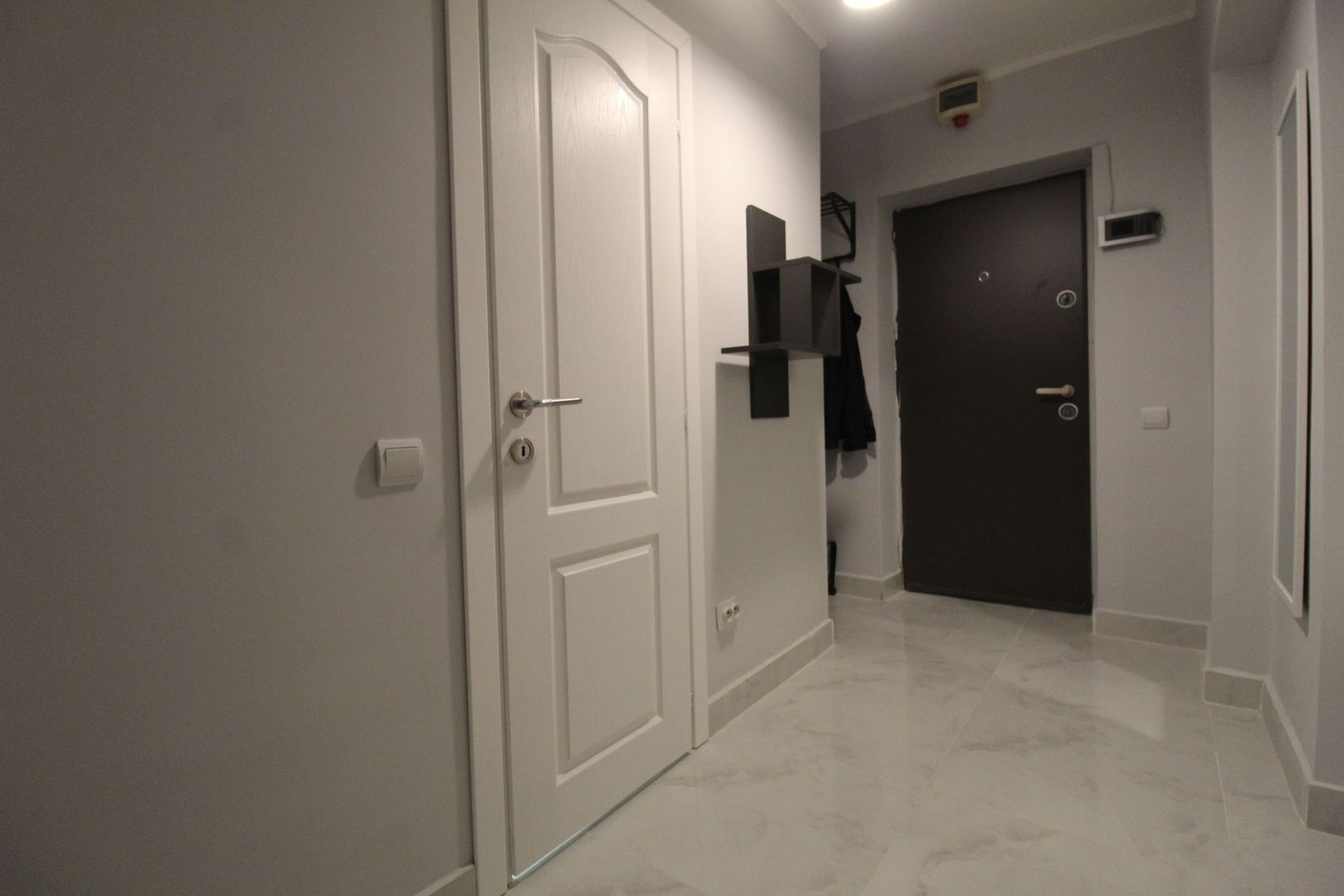 Studio- prima inchiriere - Piata Alba Iulia - Decebal - vedere Rond - Poză 7