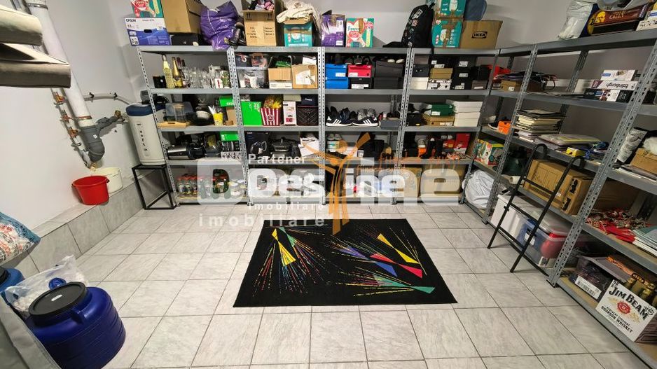 Duplex modern cu design britanic 7 camere D+P+1+M 160 mp - Poză 23