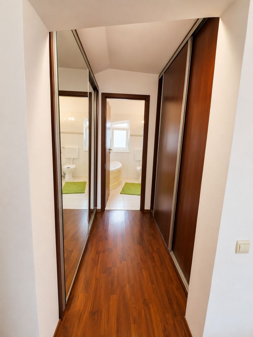 Duplex Spațios în Giulești-Sârbi - Poză 8