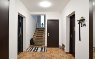 Casa de vanzare in Cartierul Europa-liniste, spartiu, confort - Poză 7