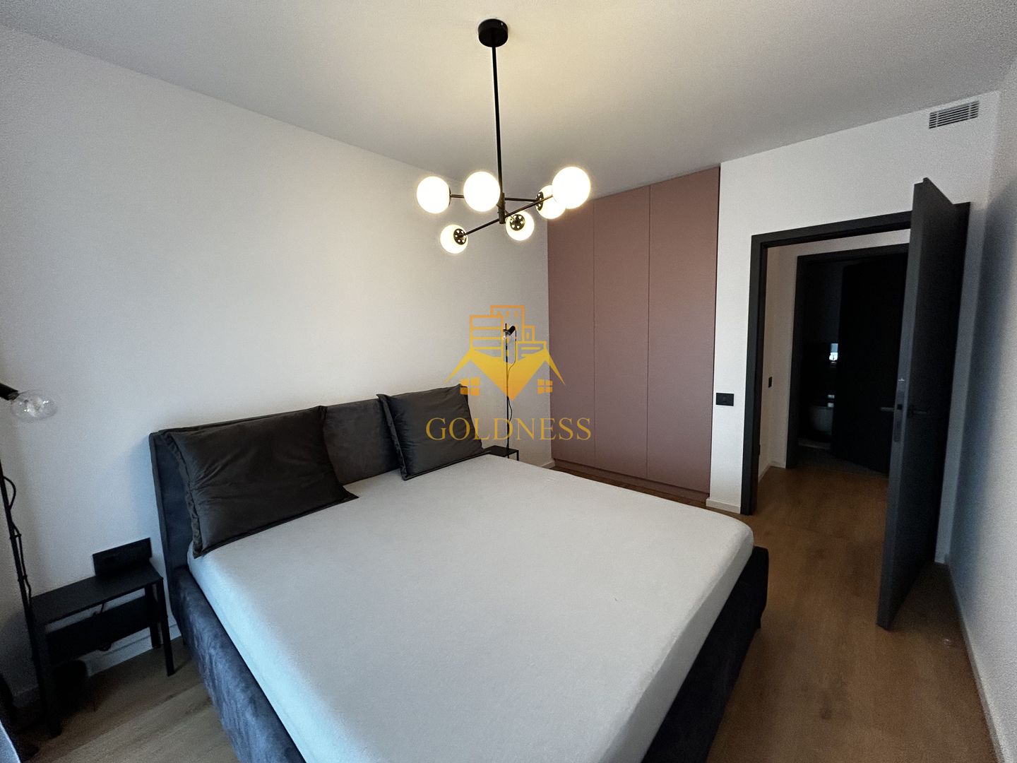 2 camere open space, Premium,Parcare, Liberty, Zona Semicentral, Iris - Poză 1