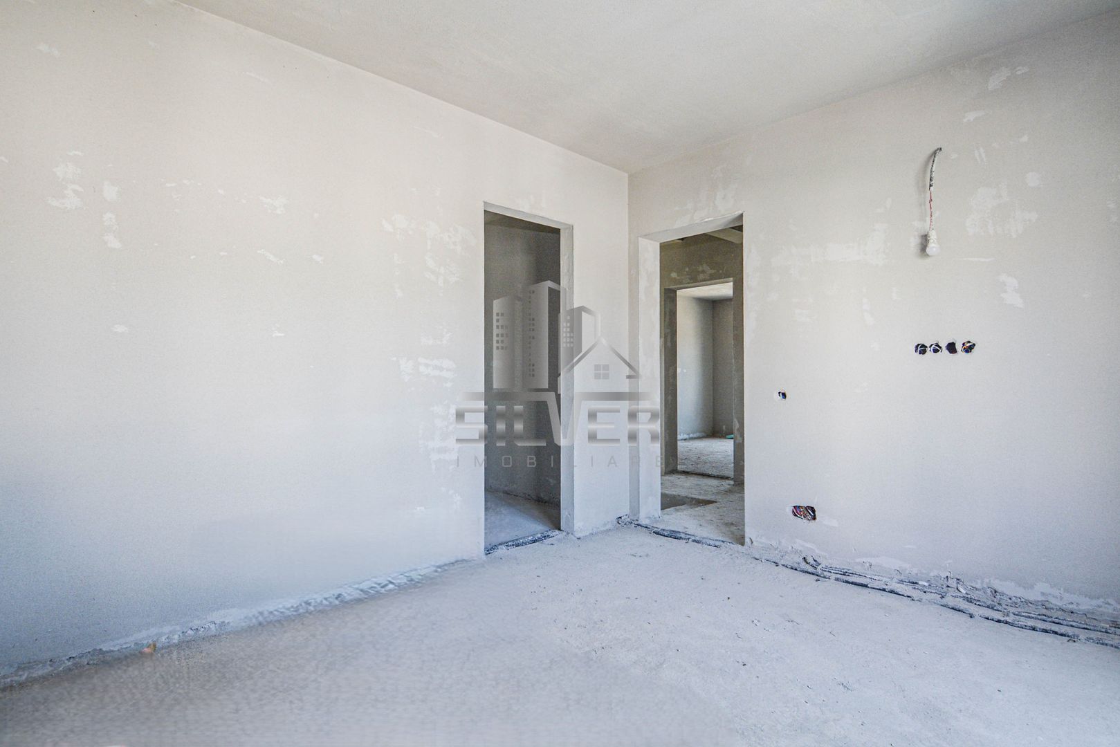 Casa individuala cu garaj si demisol, in Chinteni la 10 min de Cluj - Poză 13