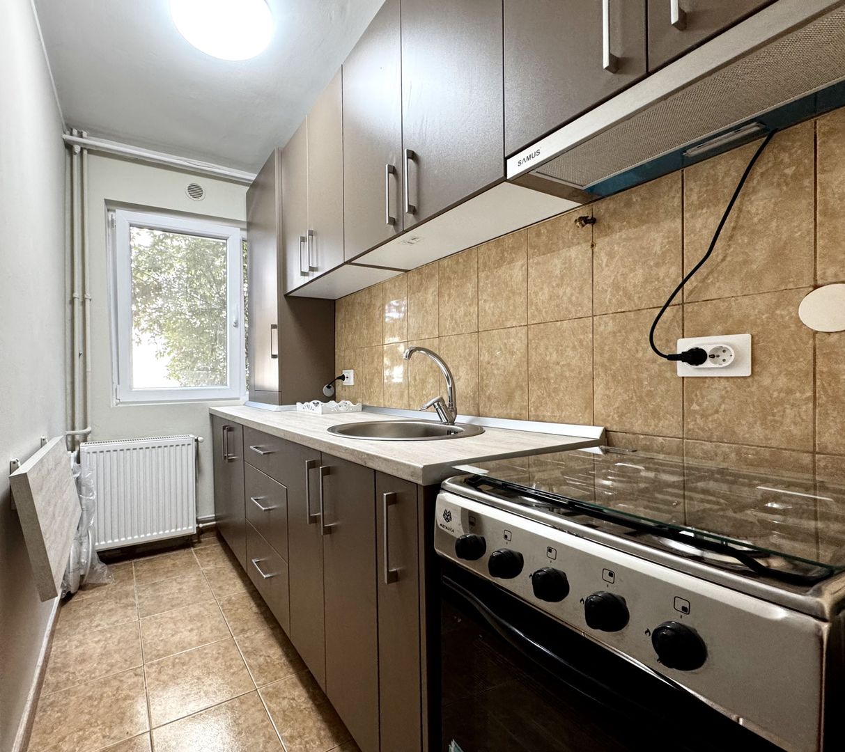 Apartament 2 camere, primitor, cu boxa, zona Central - Take Ionescu - Poză 6