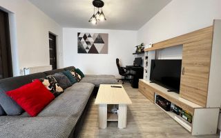 Casa cu 2 camere zona centrala - Poză 1