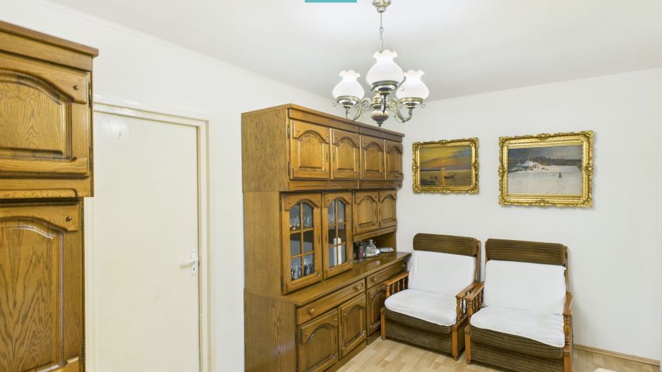 Apartament 3 camere etajul 1 zona Fortuna - Poză 1