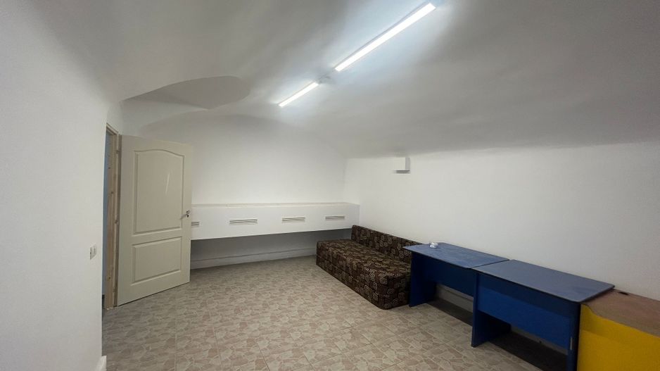 Spațiu Comercial de Închiriat Arad – 70mp, Acces Stradal - Poză 2