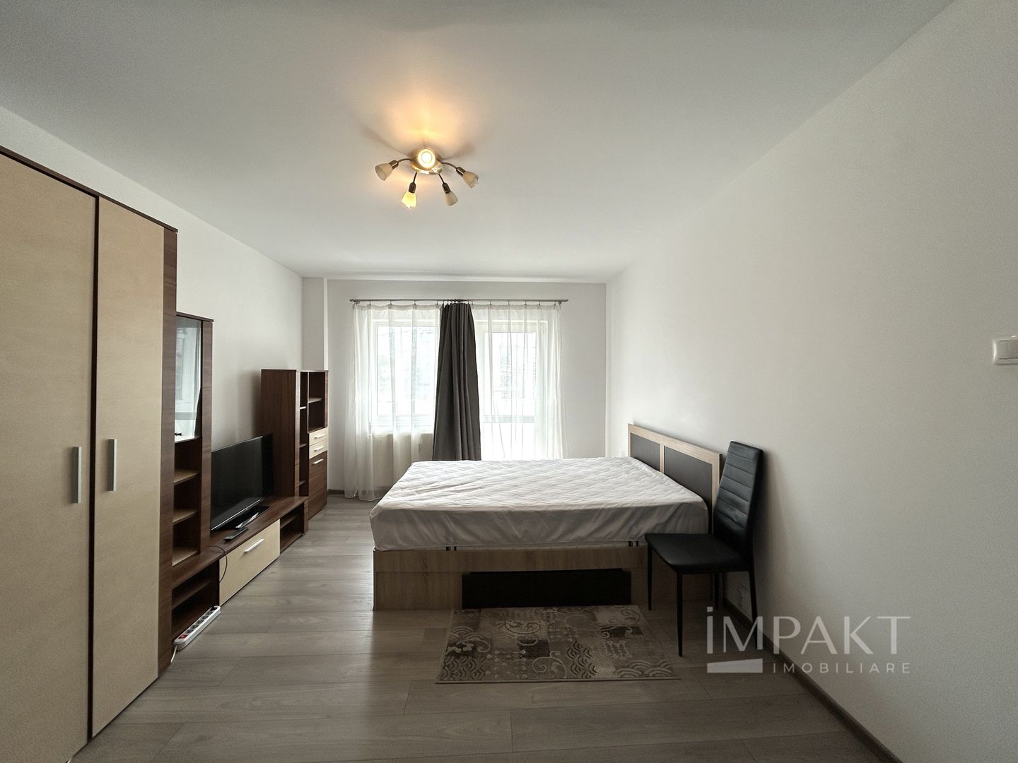 Apartament pentru 2 studenti, cu 2 camere decomandate in Cipariu ! - Poză 1