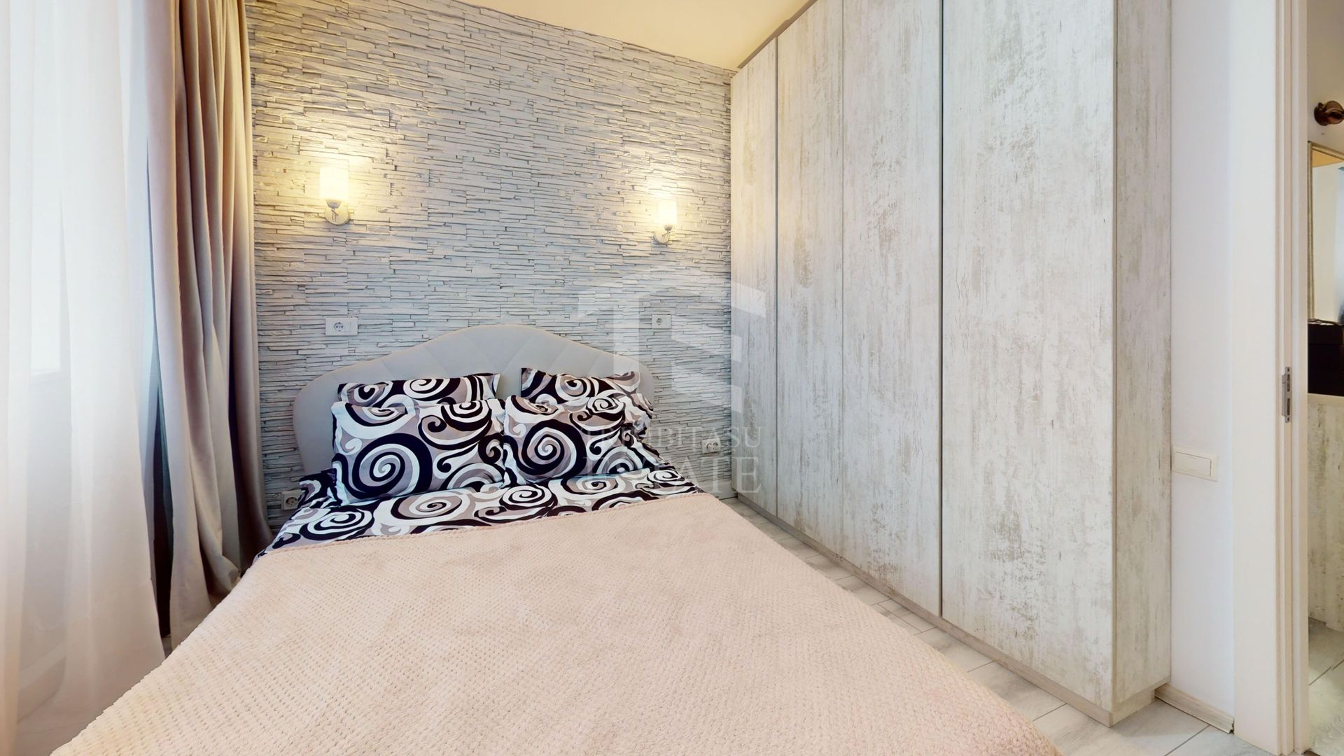 Apartament 4 camere superb Plaza - Poză 19