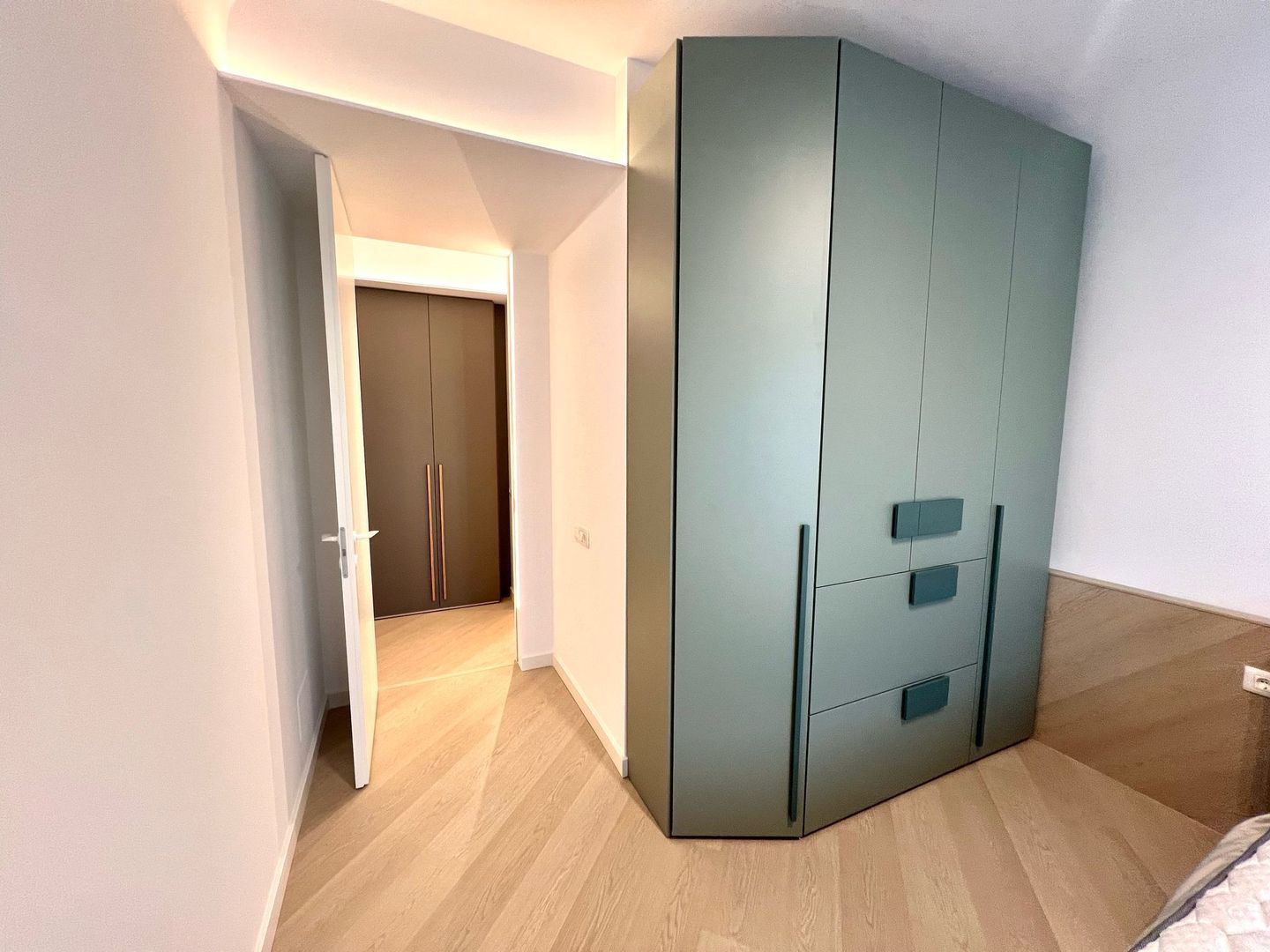 Prima inchiriere apartament 2 camere | Loc Parcare | Cortina North - Poză 7