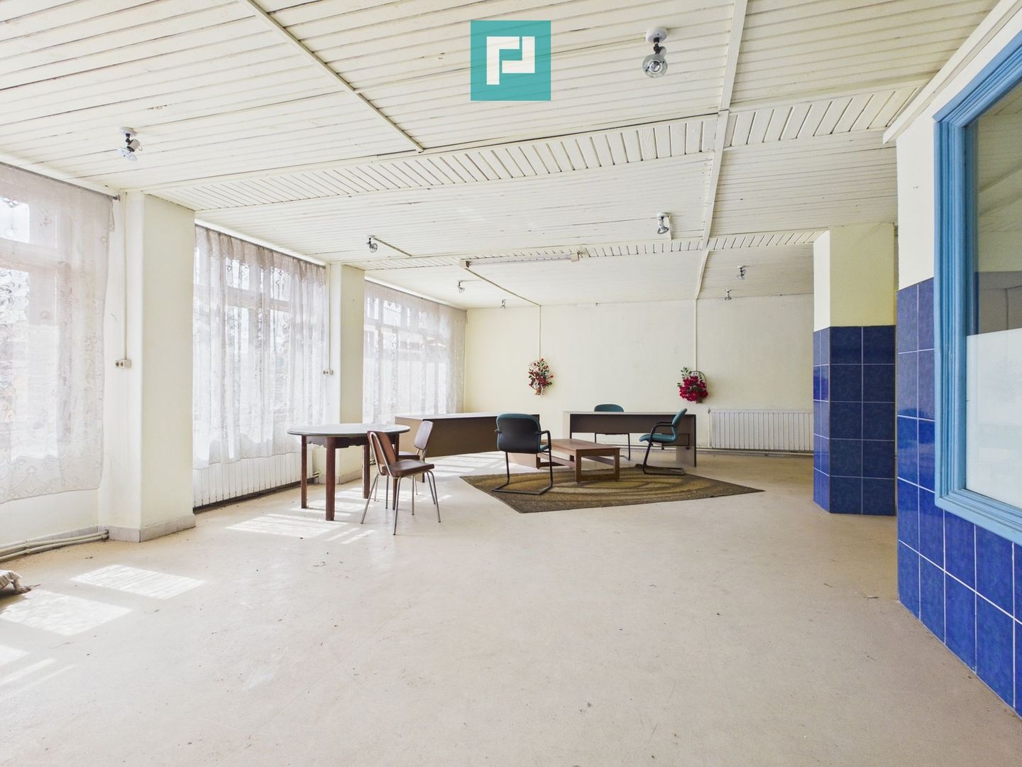 Proprietate multifuncțională centrală 1000 mp - Poză 16