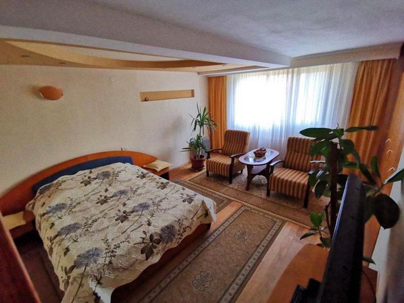 Casa / Vila cu 9 camere Breaza - Poză 6