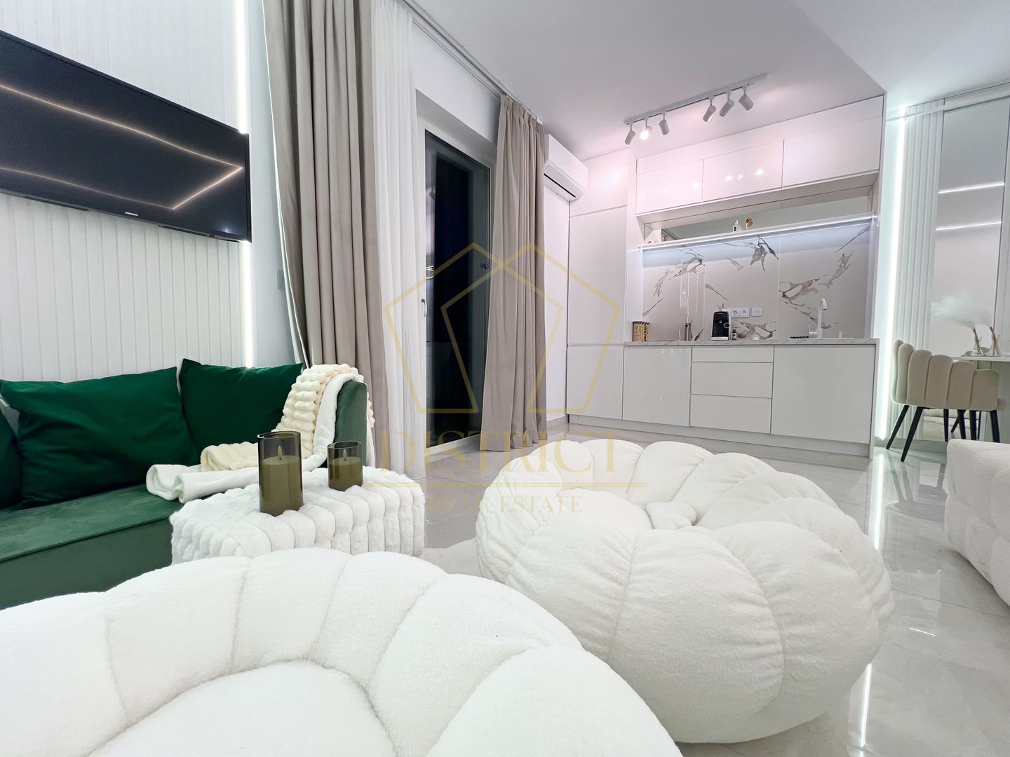 Garsoniera superba cu o camera  si balcon|  SXD Market | Braytim - Poză 2