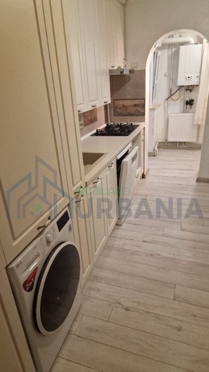 Vând apartament 3 camere, decomandat, in Iasi, str.Vamasoaia, utilat - Poză 1