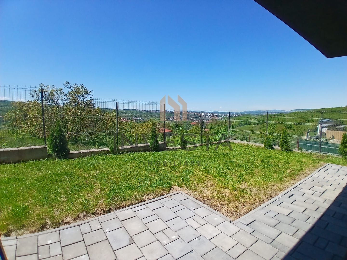 Casa de inchiriat cu panorama de exceptie in Borhanci! - Poză 4
