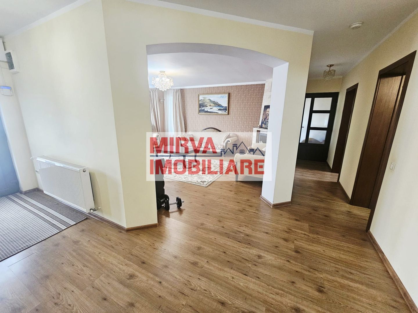 Vilă premium în Strejnicu | 8 camere | 345 mp utili | teren 595 mp - Poză 34