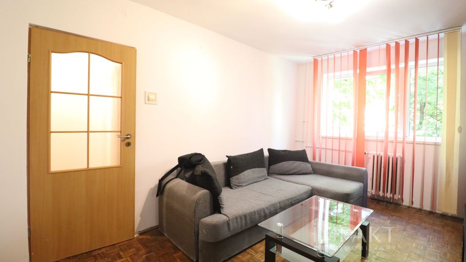 Apartament cu doua camere, 35 mp, cartier Manastur, zona Piata Flora! - Poză 1