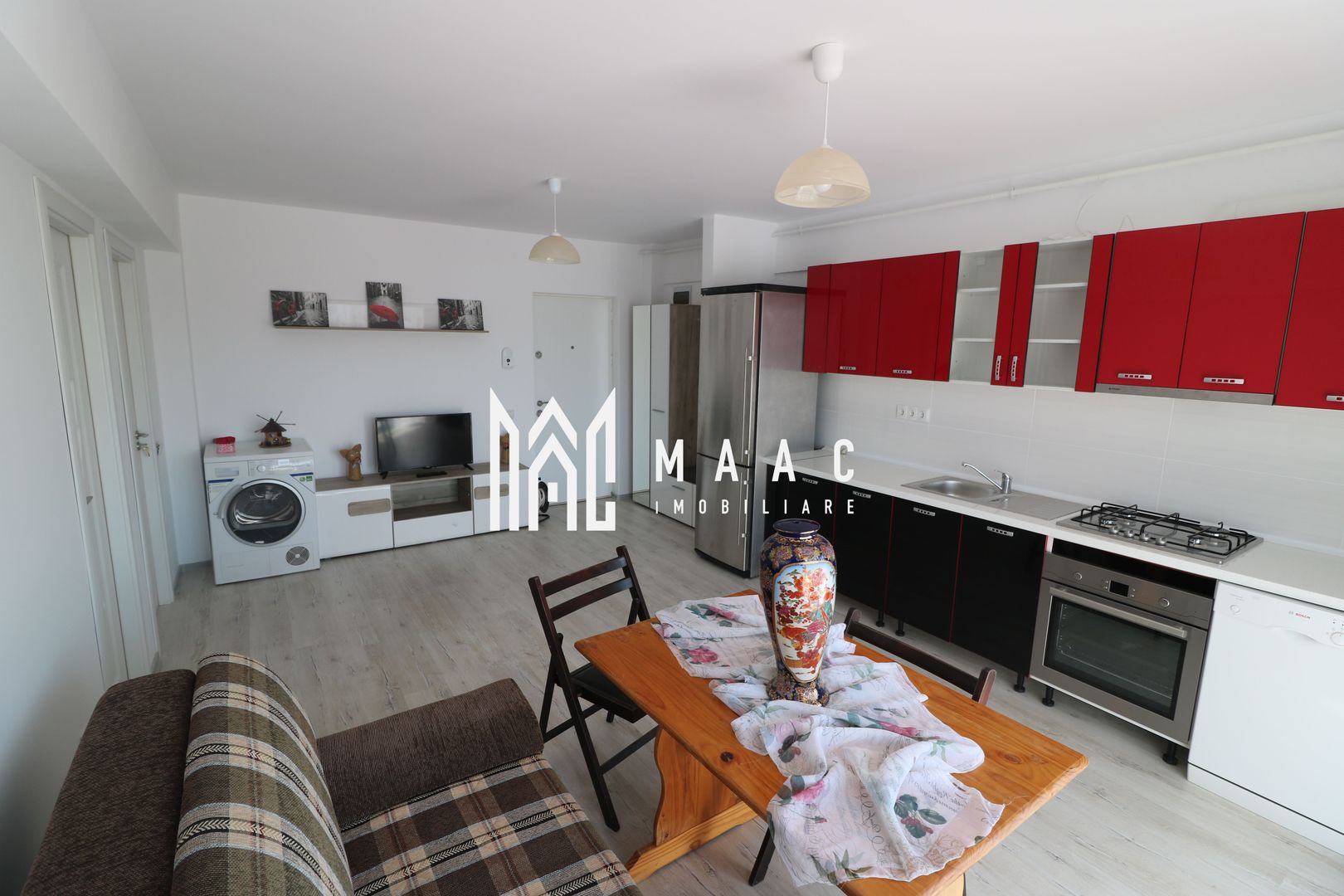 Apartament 2 camere | Etaj 1| Loc de parcare| - Poză 1