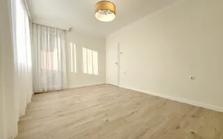 Apartament cu 4 camere /85.5mp/zona Sub Cetate. - Poză 12