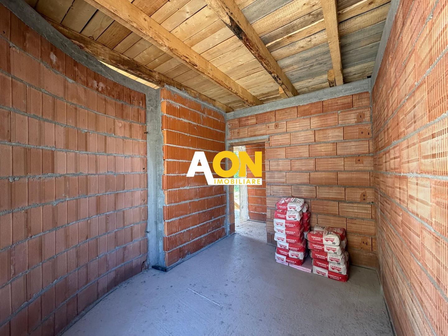 Casa Individuala, 4 Camere, 2 Bai, 730mp, Zona Centrala - Poză 4