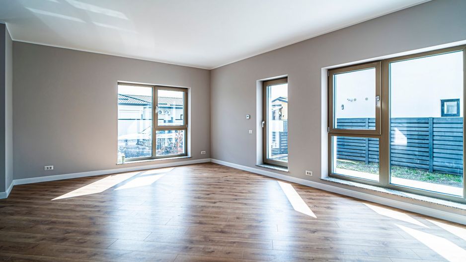 Ciorogarla - str. Lacului, casa de vanzare, 5 camere, teren 405 mp, comision 0% - Poză 2
