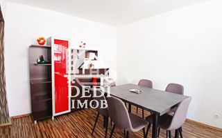 Apartament de vânzare cu 3 camere în zona Rogerius, Oradea - Poză 1