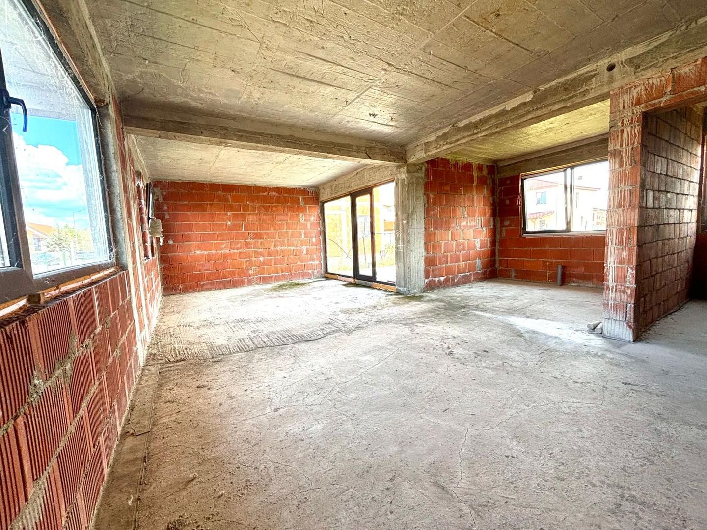 Duplex spatios, design modern cu 3 camere, Sacalaz - Poză 1