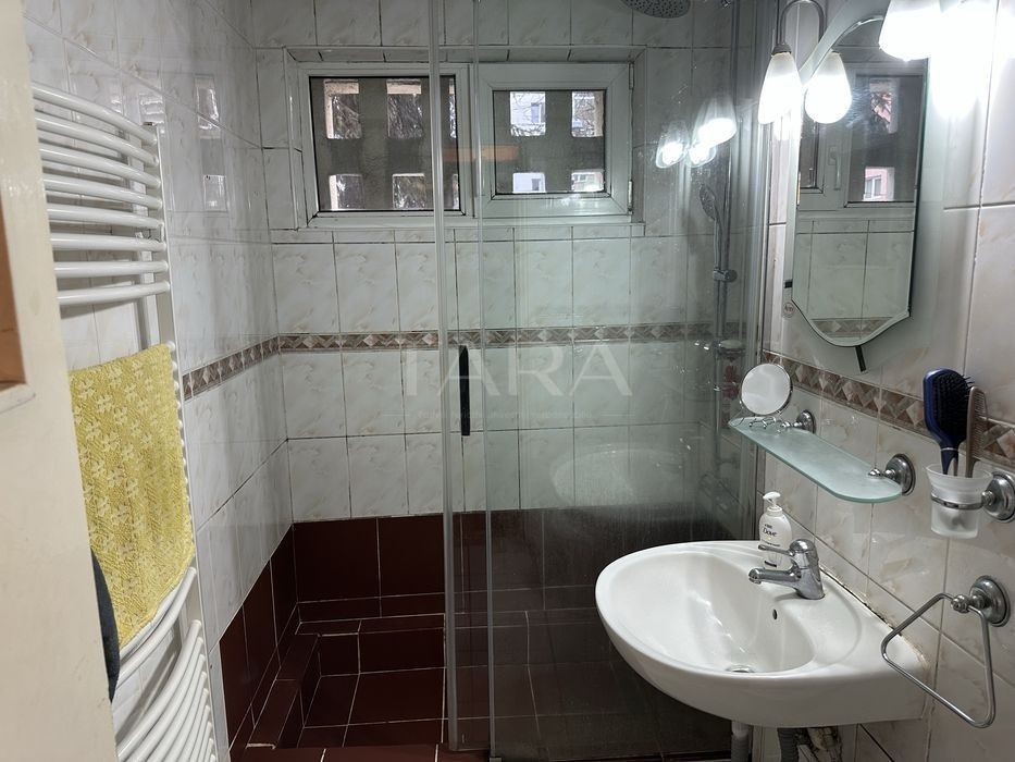 Apartament in Gheorgheni, zonă foarte bună aproape de piață și transpo - Poză 8