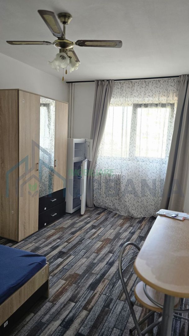 Închiriez Garsoniera - Poză 1