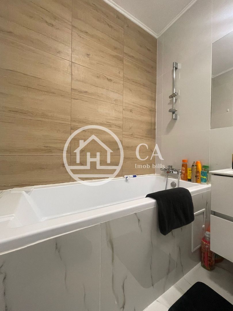 Apartament cu 3 camere de vanzare in Prima Universitatii, Oradea - Poză 15