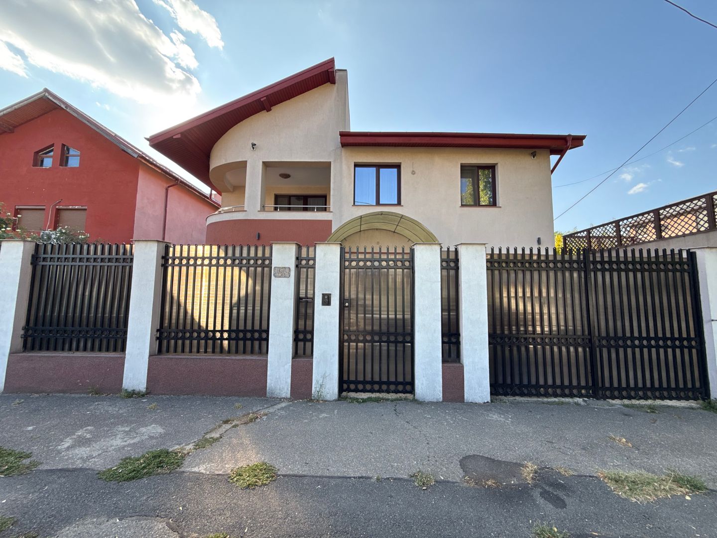 Casa in zona Vitan - Splai, ideala pentru orice tip de activitate sau locuinta - Poză 3