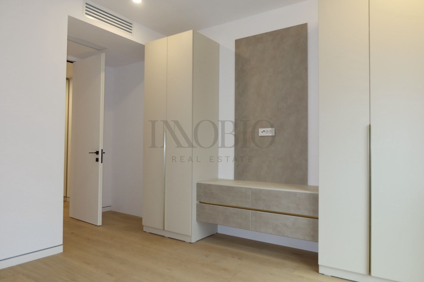 Apartament 4 Camere | Pines Residence | 2 Locuri de Parcare - Poză 12