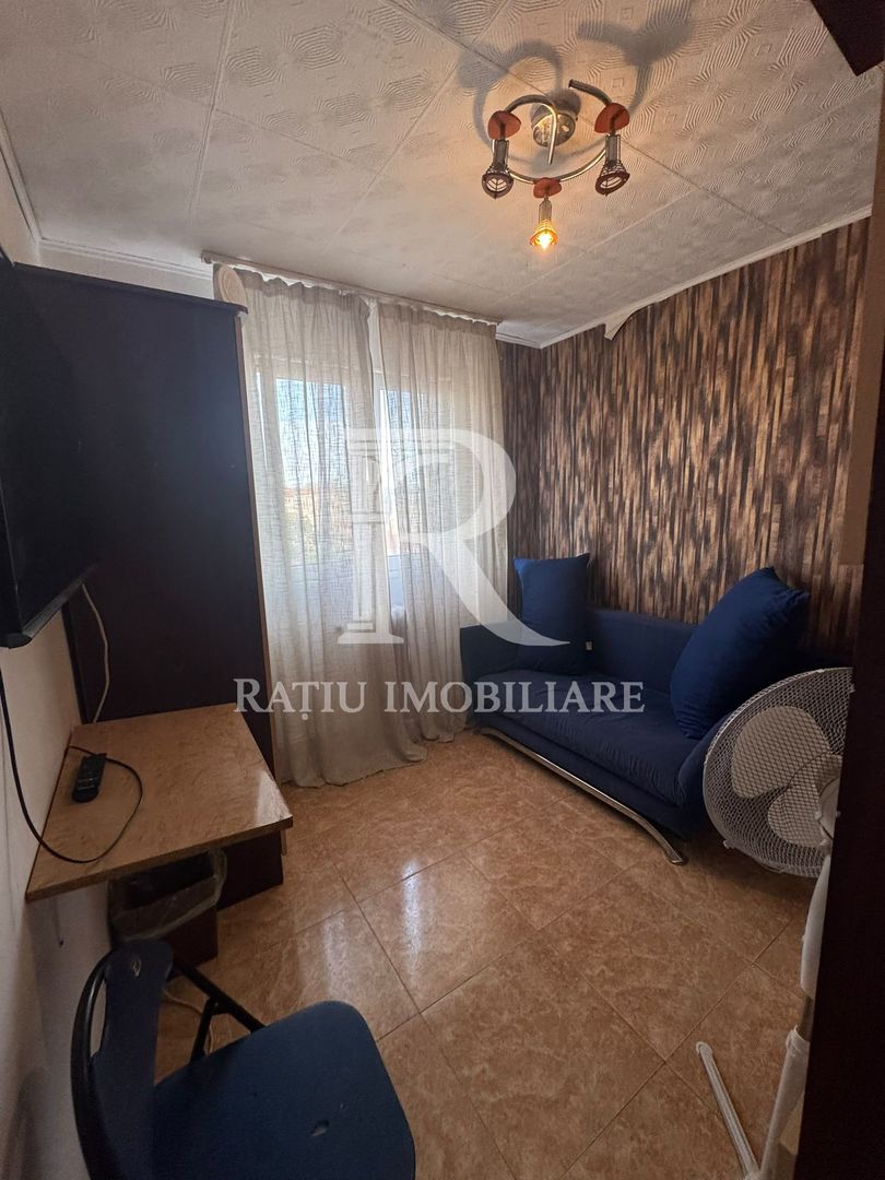 DE VANZARE | GARSONIERA 14 MP | 30.000 € | ORADEA - Poză 1