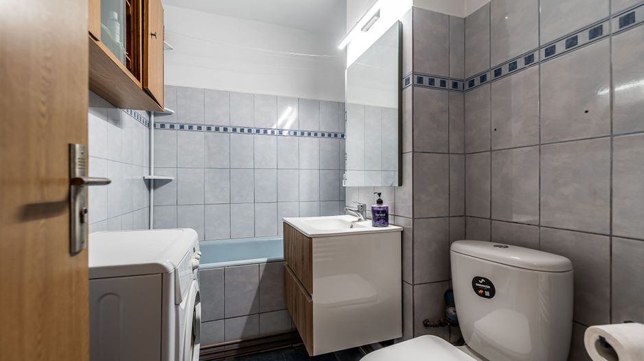 Apartament 2 camere decomandat - Etaj 2 - zona UTA - COMISION 0 - Poză 6