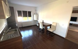 Apartament la curte, 2 băi, loc de parcare, zona linistita, dressing - Poză 7