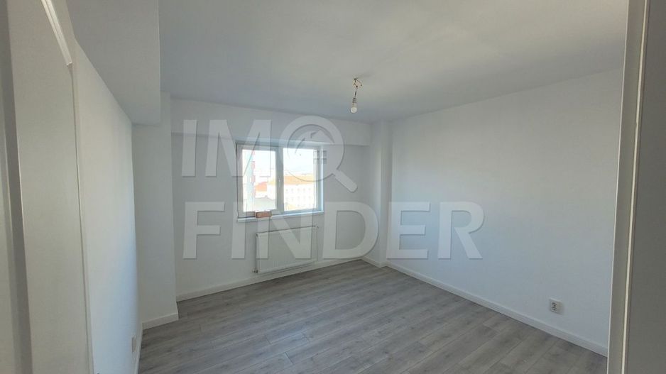 Vanzare 3 camere, Piata Cipariu- Titulescu, ultrafinisat, , 74 mp - Poză 1