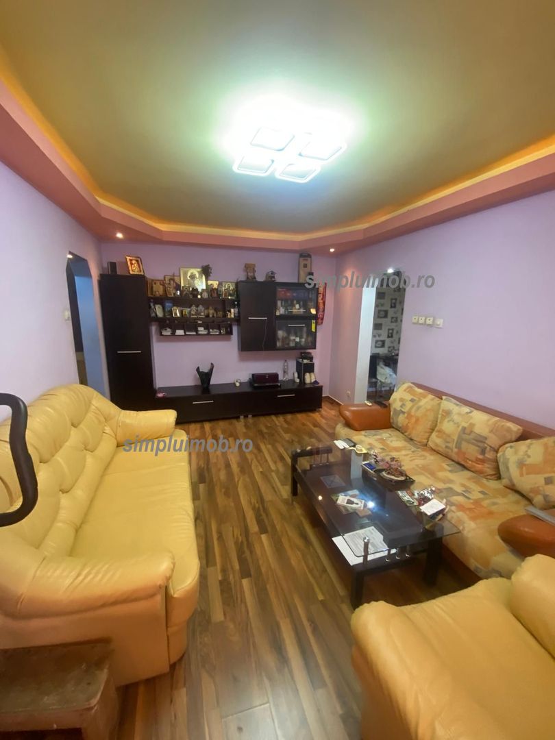 Metrou 1 Decembrie Apartament 3 Camere Mobilat si Utilat - Poză 3
