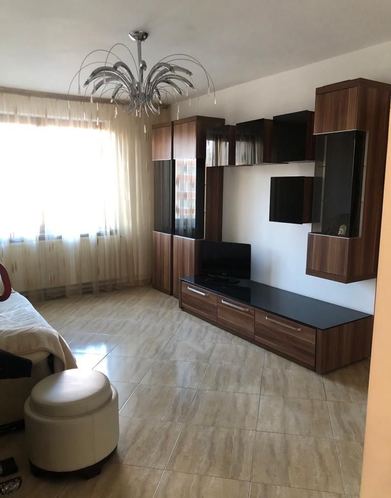 Apartament 3 camere Calea București,complet mobilat,utilat,500 eur - Poză 1