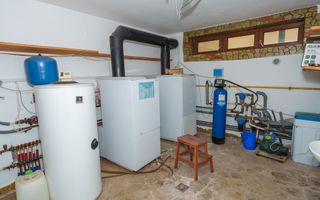 Clădire modernă cu spațiu multifuncțional de închiriat în Jucu de Mijl - Poză 25