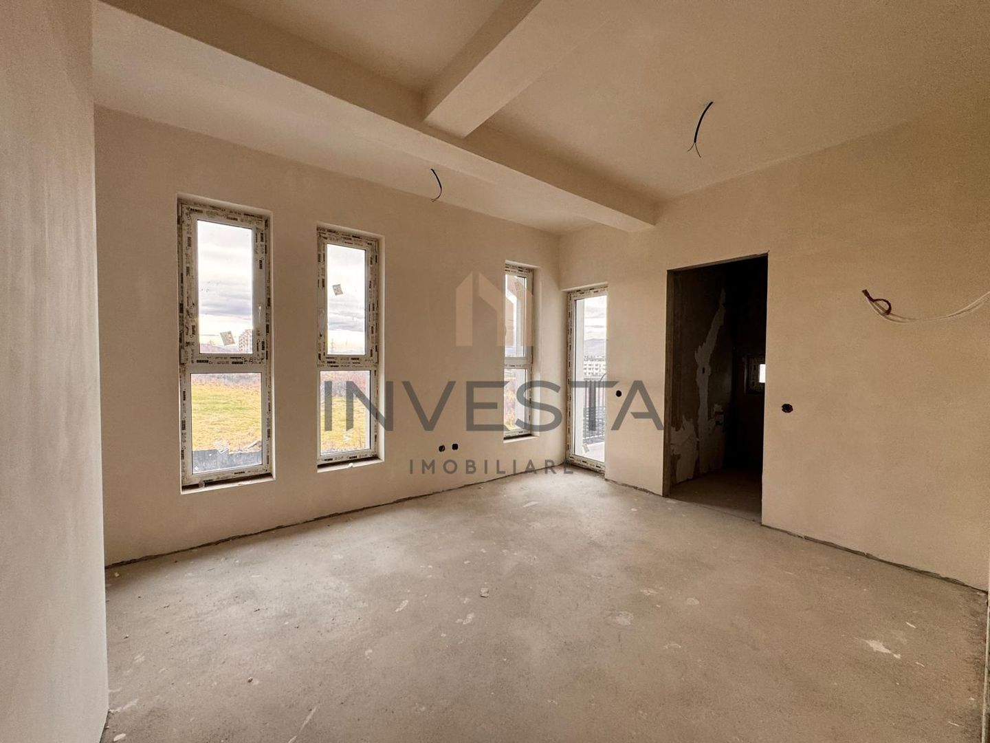 Casa de vanzare zona exclusivista de case Floresti - Poză 2