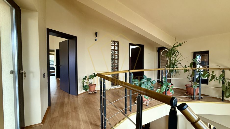 Vila impresionanta cu teren de 1431mp | Dumbravita - Poză 5