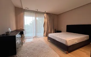 Penthouse 4 camere | vedere catre lac | piscina privata si salata de fitness - Poză 11