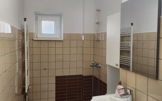 De Inchiriat Garsoniera Bd. Decebal LUX cu TERASA langa Rond Alba Iulia - Poză 15