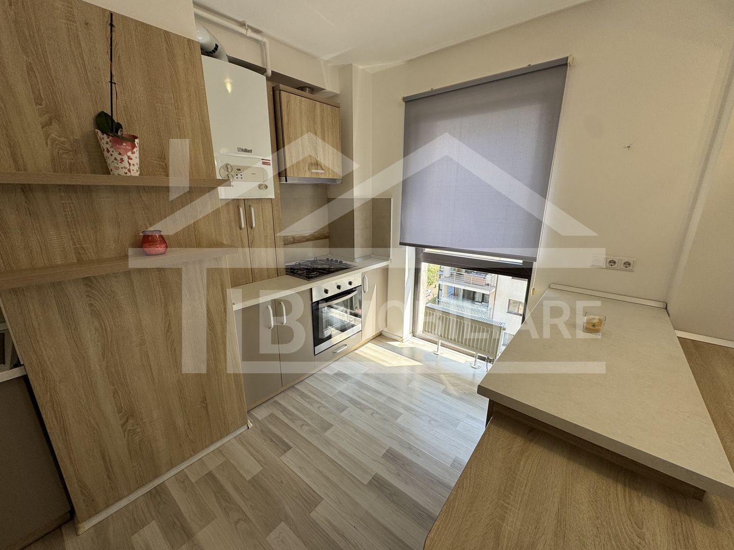 Apartament cu 2 camere, 65mp, parcare, Zona Tudor - Poză 5