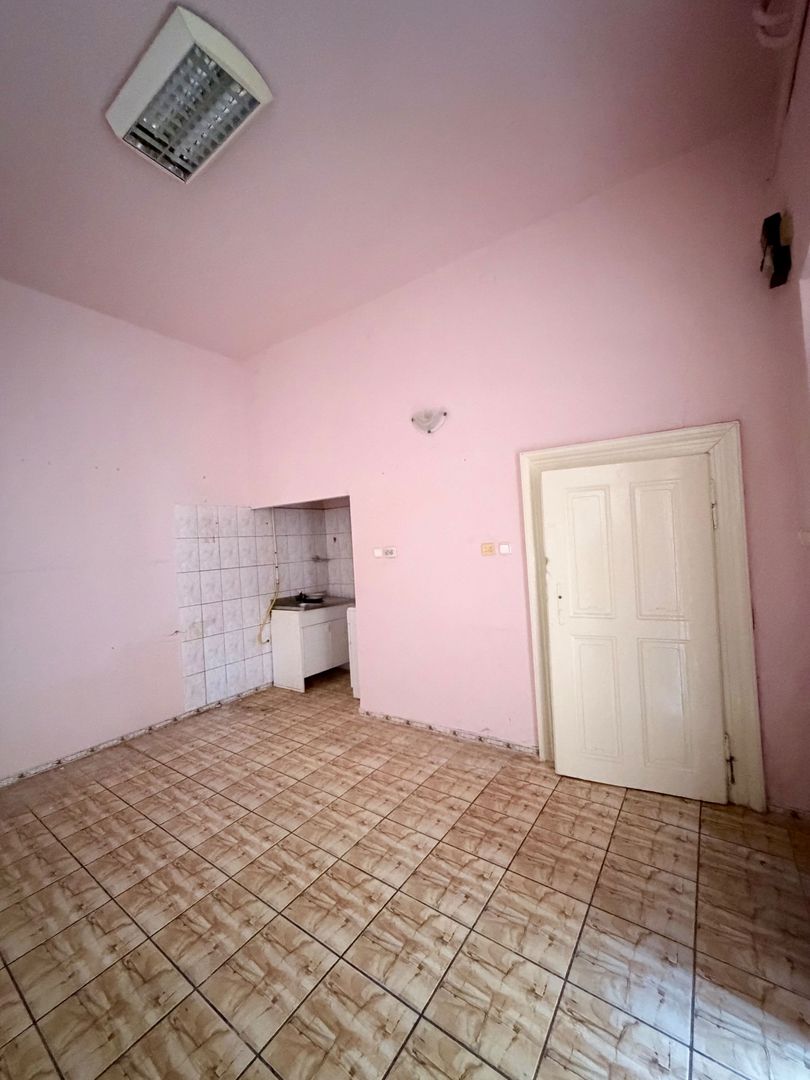 APARTAMENT 1 CAMERA - Poză 2
