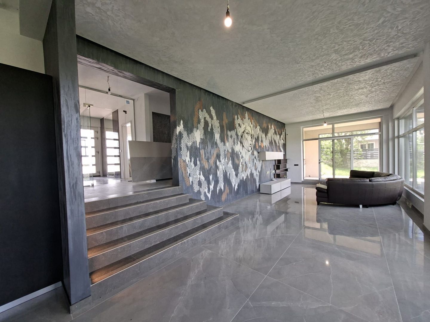 Casă moderna 229 mp utili garaj  piscina terasa balcon Cisnadioara - Poză 2